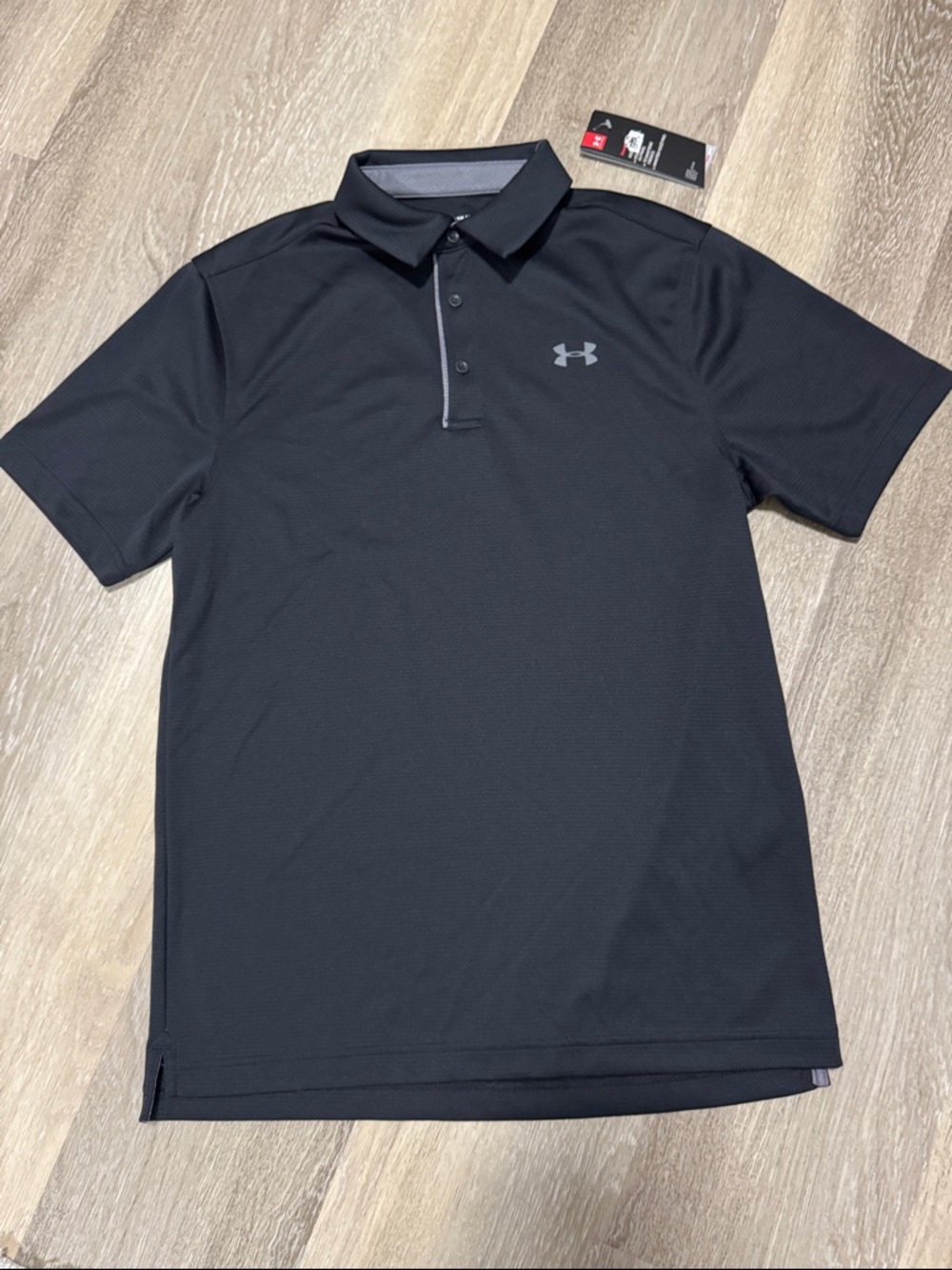 🆕 Under Armour Men’s Heatgear Golf Polo Loose Fit in Black Size S